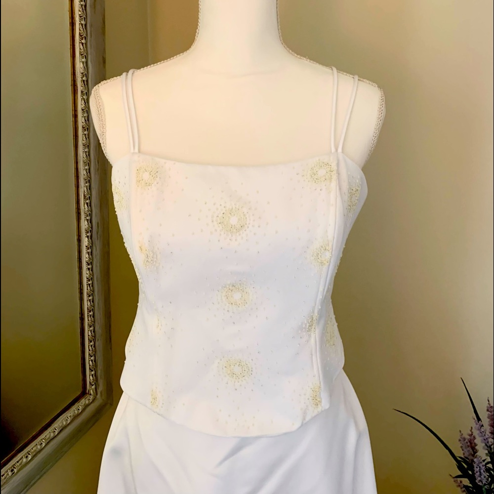 Two piece wedding dress fits like an 8-10 size